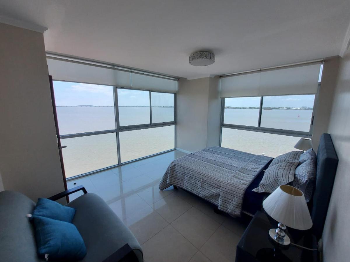 Apartamento Vista Al Rio Puerto Santana Riverfront 1 Guayaquil Ngoại thất bức ảnh