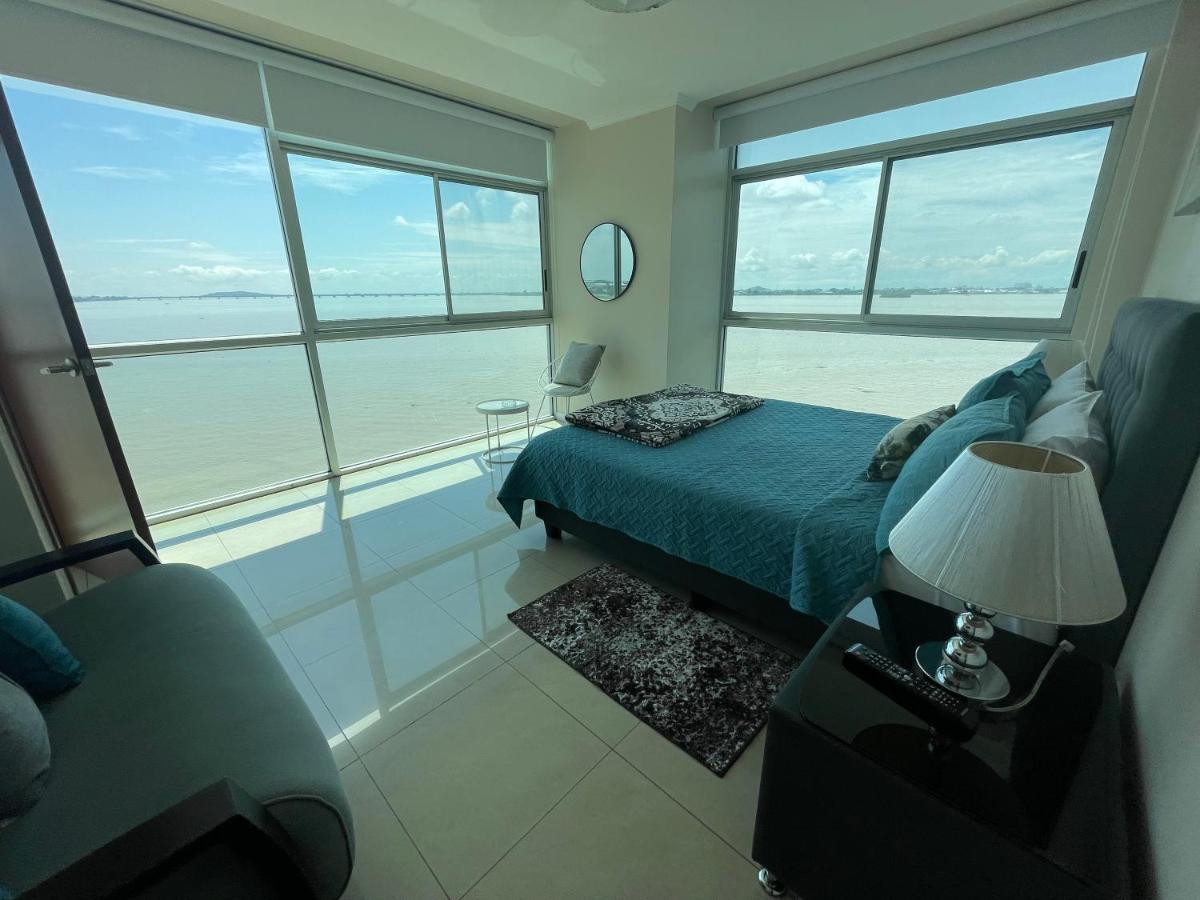 Apartamento Vista Al Rio Puerto Santana Riverfront 1 Guayaquil Ngoại thất bức ảnh